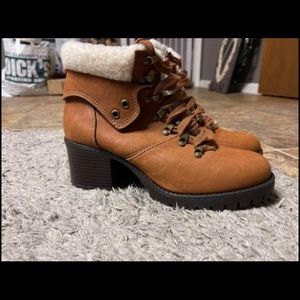 NEW* fur boots